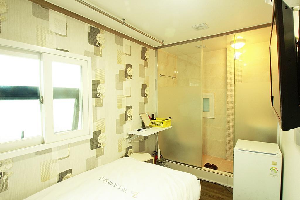 Eel Guesthouse Seul Cameră foto
